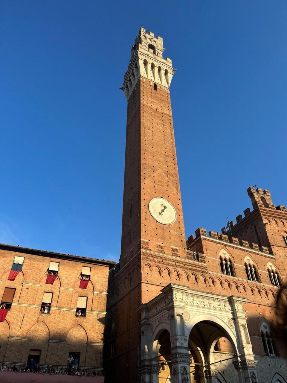 La Campanina-Nel Cuore Di Siena E Della Contrada Екстериор снимка