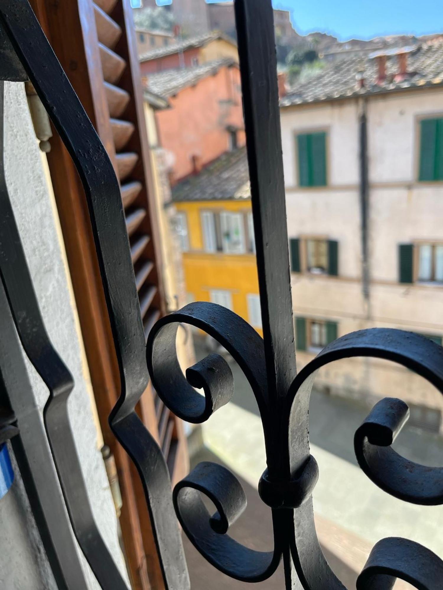 La Campanina-Nel Cuore Di Siena E Della Contrada Екстериор снимка